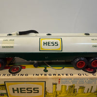 1964 Hess Tanker Truck With original packing paper and inserts Lot-6