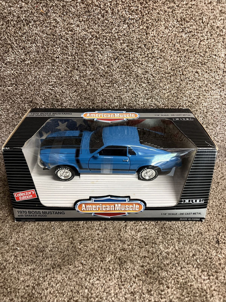 Ertl 1/18 Scale Diecast 7484 - 1970 Ford Boss 302 Mustang - Yellow Ertl 1/18 Scale Diecast 7484 - 1970 Ford Boss 302 Mustang - Yellow