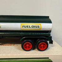 1969 Hess Amerada Tanker Tanker truck with the Box and inserts! “RARE”