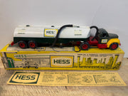 1964 Hess Tanker Truck With original packing paper and inserts Lot-6