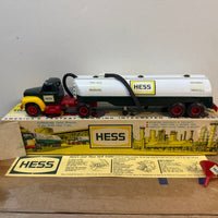 1964 Hess Tanker Truck W Box “Mint” Lot-13