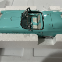 DANBURY MINT: 1955 FORD THUNDERBIRD, 1/24.