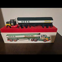 1967 Hess Tanker Truck red velvet With the box!!