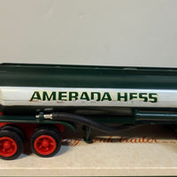 1969 Hess Amerada Tanker Tanker truck with the Box and inserts! “RARE”