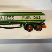 1969 Hess Amerada Tanker Tanker truck with the Box and inserts! “RARE”