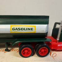 1969 Hess Amerada Tanker Tanker truck with the Box and inserts! “RARE”