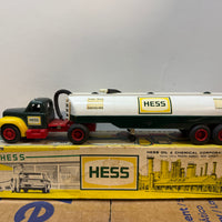 1964 Hess Tanker Truck With the Box Lot-9