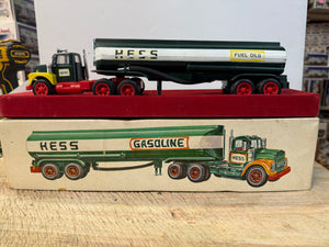 1967 Hess Tanker Trailer Truck "Red Velvet" Gas Oil Truck w/ Box USA “ fuel oils”