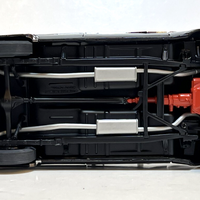 1 24 Danbury Mint 1962 Ford Thunderbird Corinthian White Sports Roadster Convertible with Docs. Pristine Condition. Never Displayed