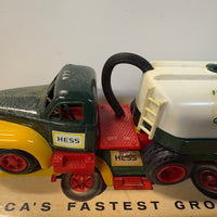 1964 Hess Tanker Truck With original packing paper and inserts Lot-6