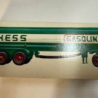 1969 Hess “Woodbridge” Tanker Truck with box