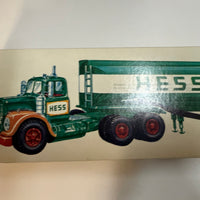 1969 Hess “Woodbridge” Tanker Truck with box