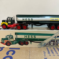 1969 Hess “Woodbridge” Tanker Truck with box