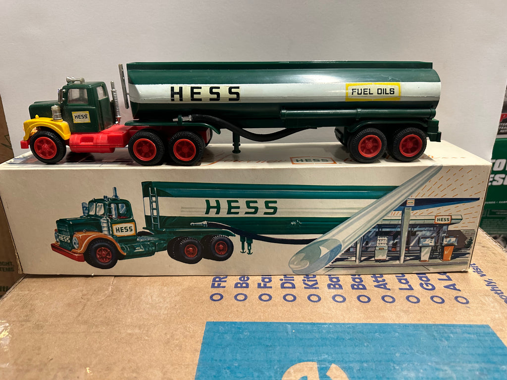 1972 Hess Tanker Truck With Box Lot-5