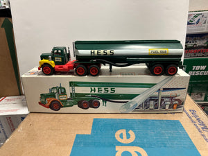 1972 Hess Tanker Truck With Box Lot-6