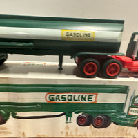 1972 Hess Tanker Truck With Box Lot-6