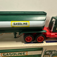 1972 Hess Tanker Truck With Box Lot -8