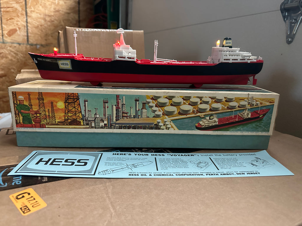 1966 Hess Voyager ship with the box