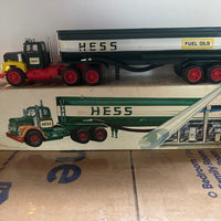 1968 Hess Tanker Truck With the Box Lot-7