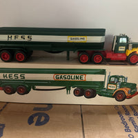 1972 Hess Tanker Truck With Box Lot-10