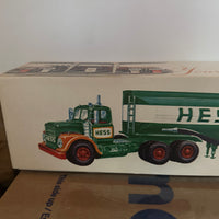 1972 Hess Tanker Truck With Box Lot-10