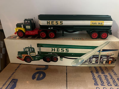 1968 Hess Tanker Truck With Box Lot-8