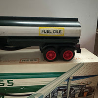 1968 Hess Tanker Truck With the Box Lot-9