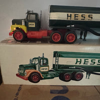 1968 Hess tanker Truck With Box Lot-10