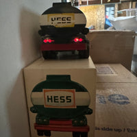 1968 Hess tanker Truck With Box Lot-10