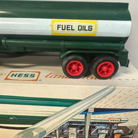 1972 Hess gasoline tanker truck Lot-4