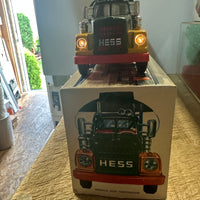 1972 Hess gasoline tanker truck Lot-4