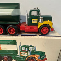 1974 Hess Tanker Truck With the Box Lot-2