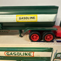 1974 Hess Tanker Truck With the Box Lot-2