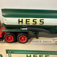 1974 Hess Tanker Truck With the Box Lot-2