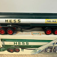 1968 Hess tanker Truck With Box Lot-12