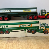 1972 Hess tanker Truck with the Box Lot-11