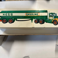 1972 Hess tanker Truck with the Box Lot-11