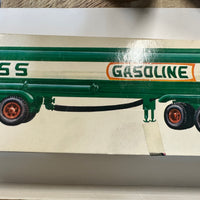 1972 Hess tanker Truck with the Box Lot-11