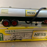 1964 Hess Tanker Truck With the Box Lot-10