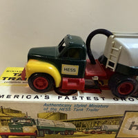 1964 Hess Tanker Truck With the Box Lot-10