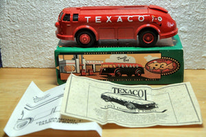 Ertl diecast Texaco #11 1934 Diamond-T tanker, MINT! stock # B195 Coin Bank - Aj Collectibles & More