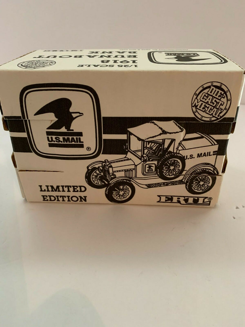 Ertl 9843UA 1:25 "U.S. Mail" 1918 Ford Runabout Die Cast Bank in Box with Key