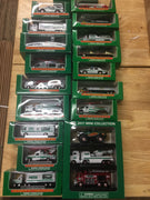 Hess 1998-2017 complete et collection of miniatures trucks 20 trucks! - Aj Collectibles & More