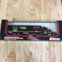 Cab Racing Ream Rransporter: 1:64 Scale Diecast - Aj Collectibles & More