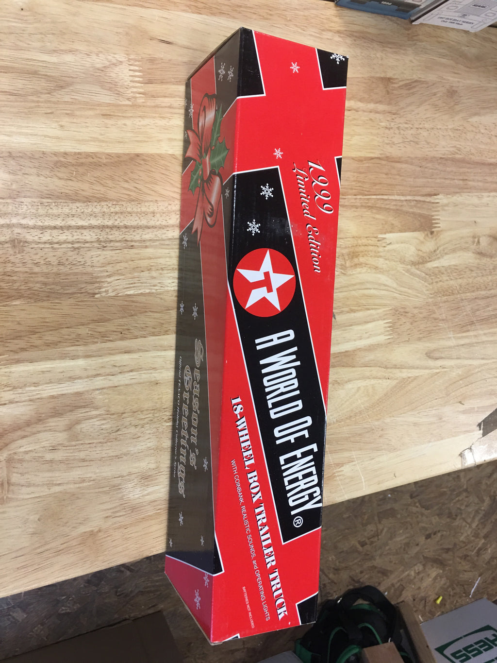1999 limited edition a world of energy Texaco 18 box truck trailer - Aj Collectibles & More